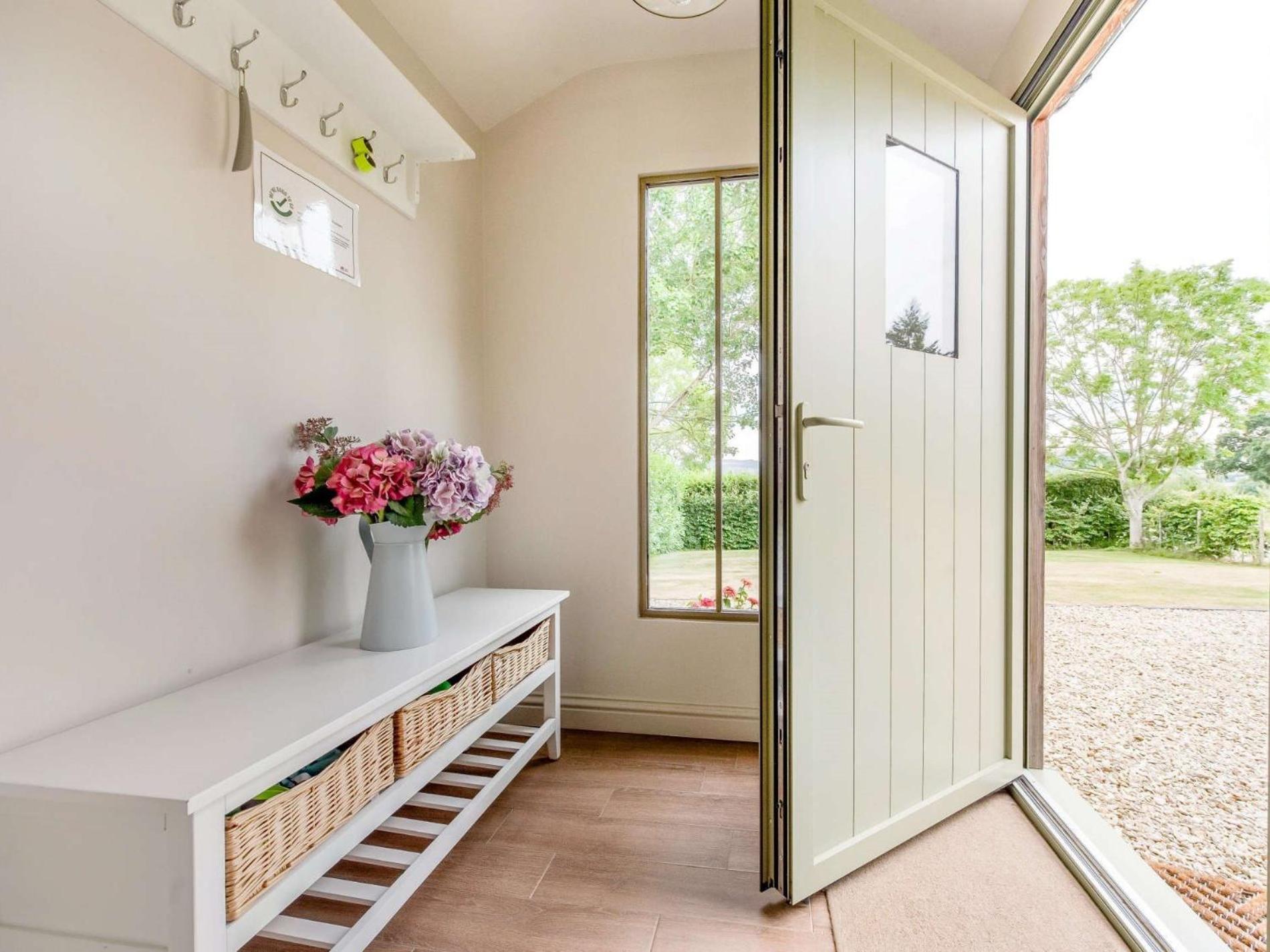 2 Bed In Winchcombe 57828 Villa Exterior photo